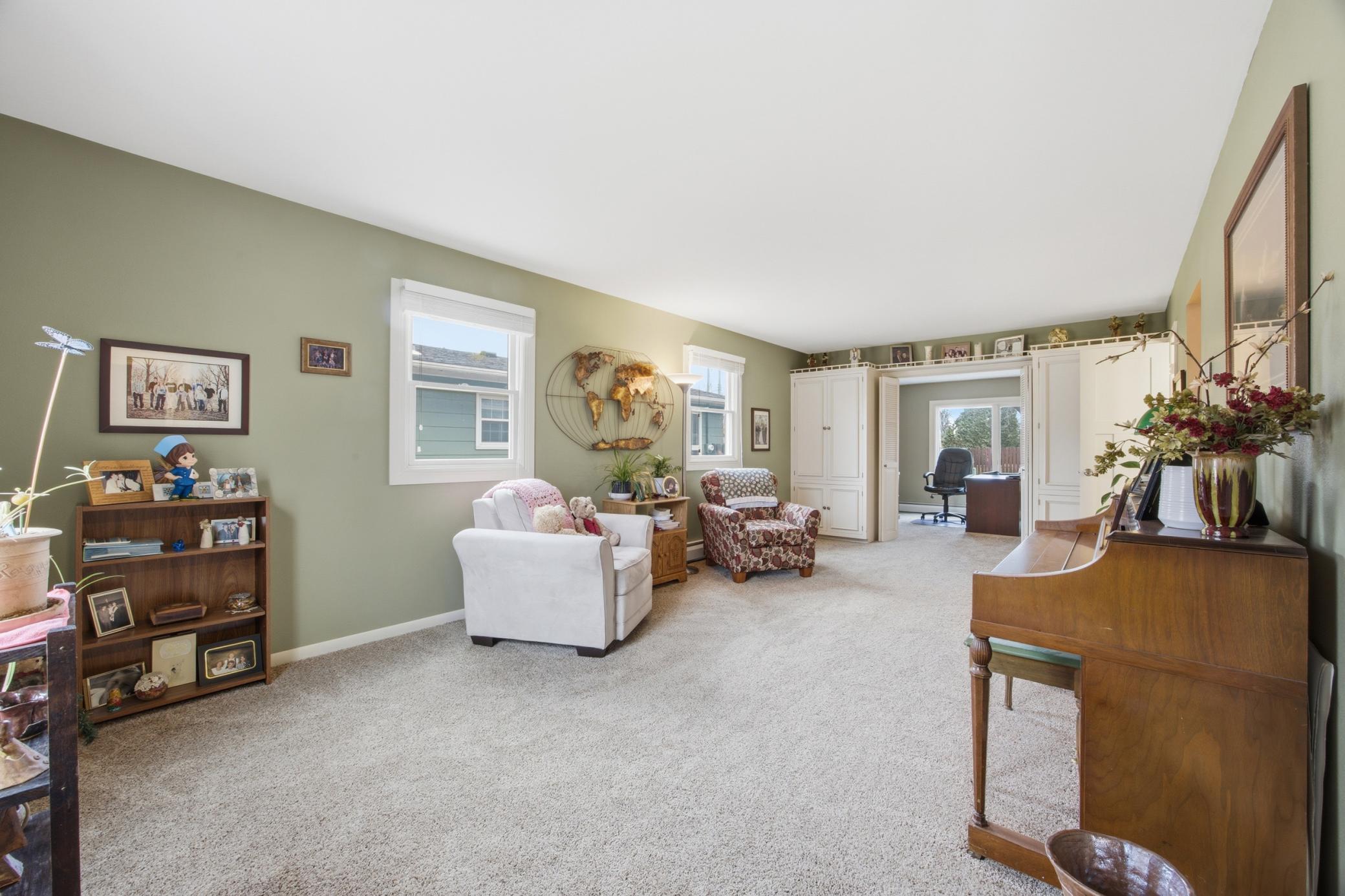 2913 11th Street South Fargo, ND 58103 - Photo 7 of 39