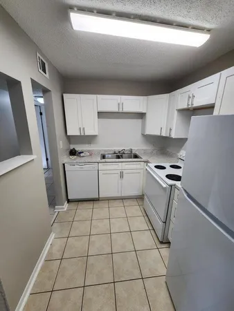 $1,300 | 128 Smith Street, Crestview, FL 32539