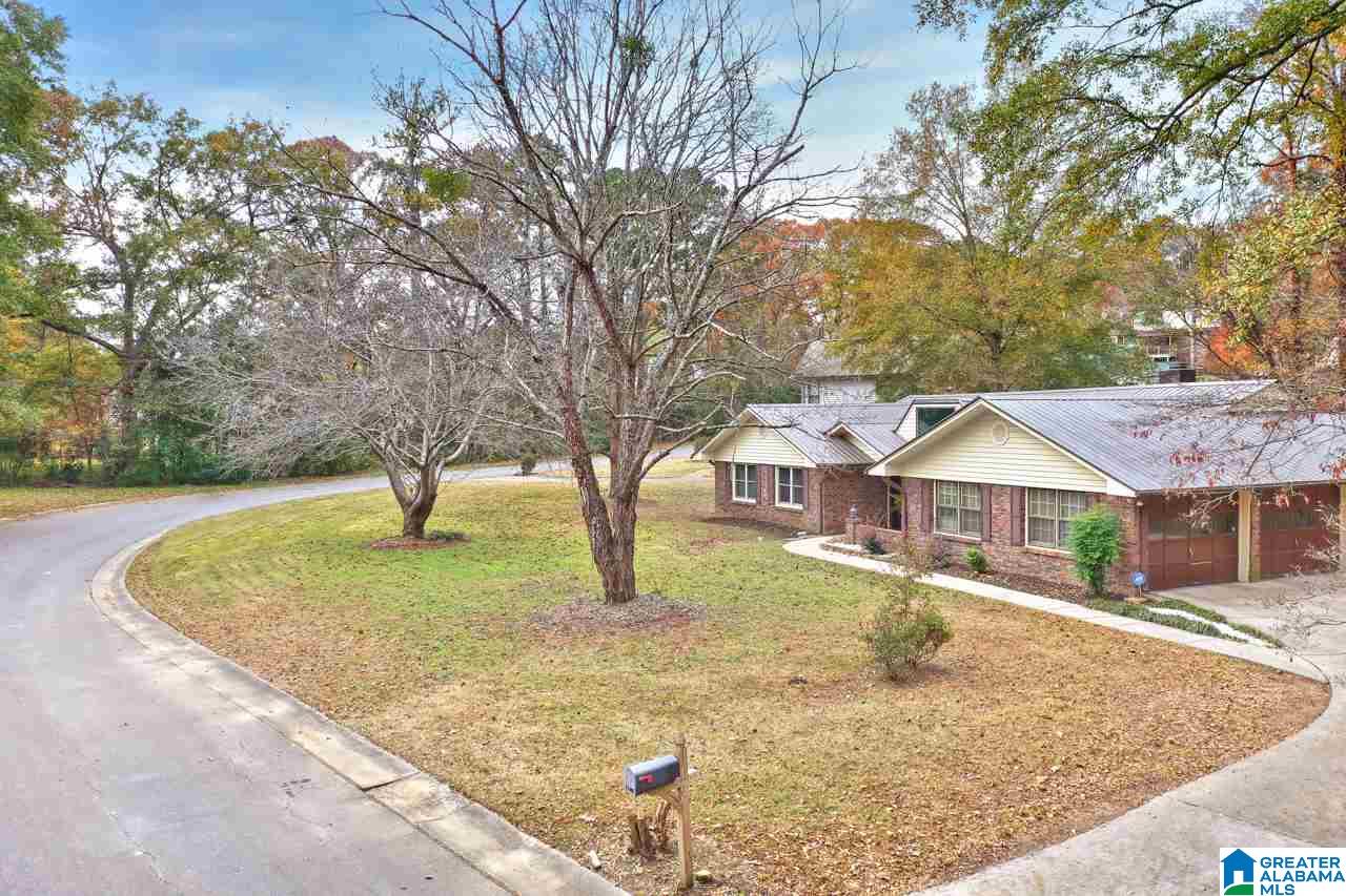 2670 Chandalar Lane Pelham, AL 35124 - Photo 2 of 27