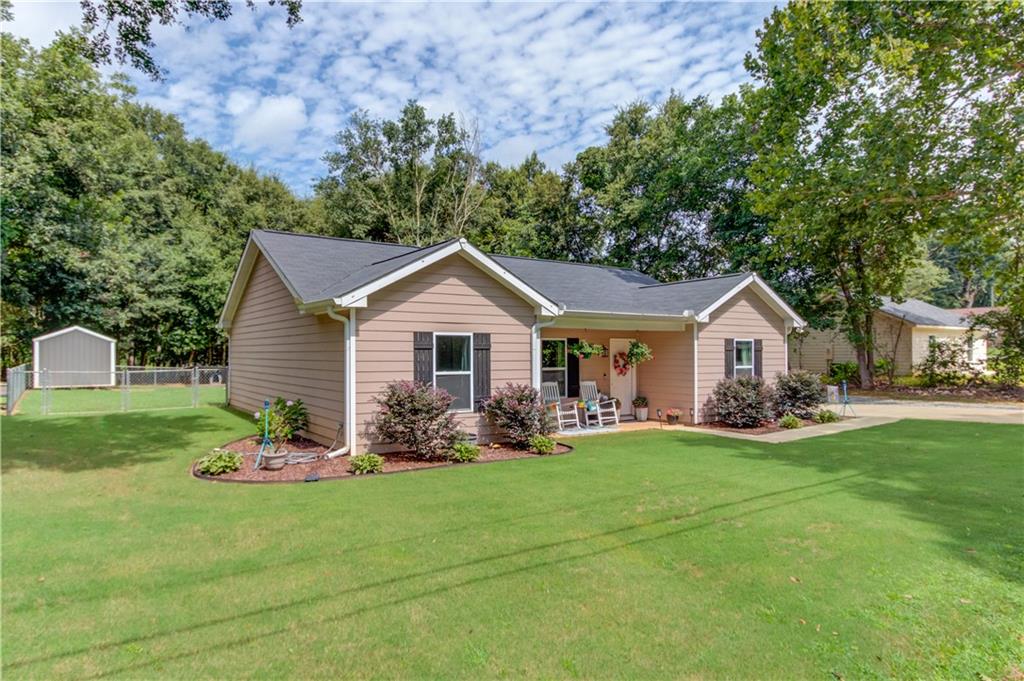 418 Starrs Bridge Road Canon, GA 30520 - Photo 3 of 35 Gallery Image 3