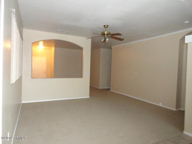 11205 West Berkeley Road Avondale, AZ 85392 - Photo 4 of 16 family