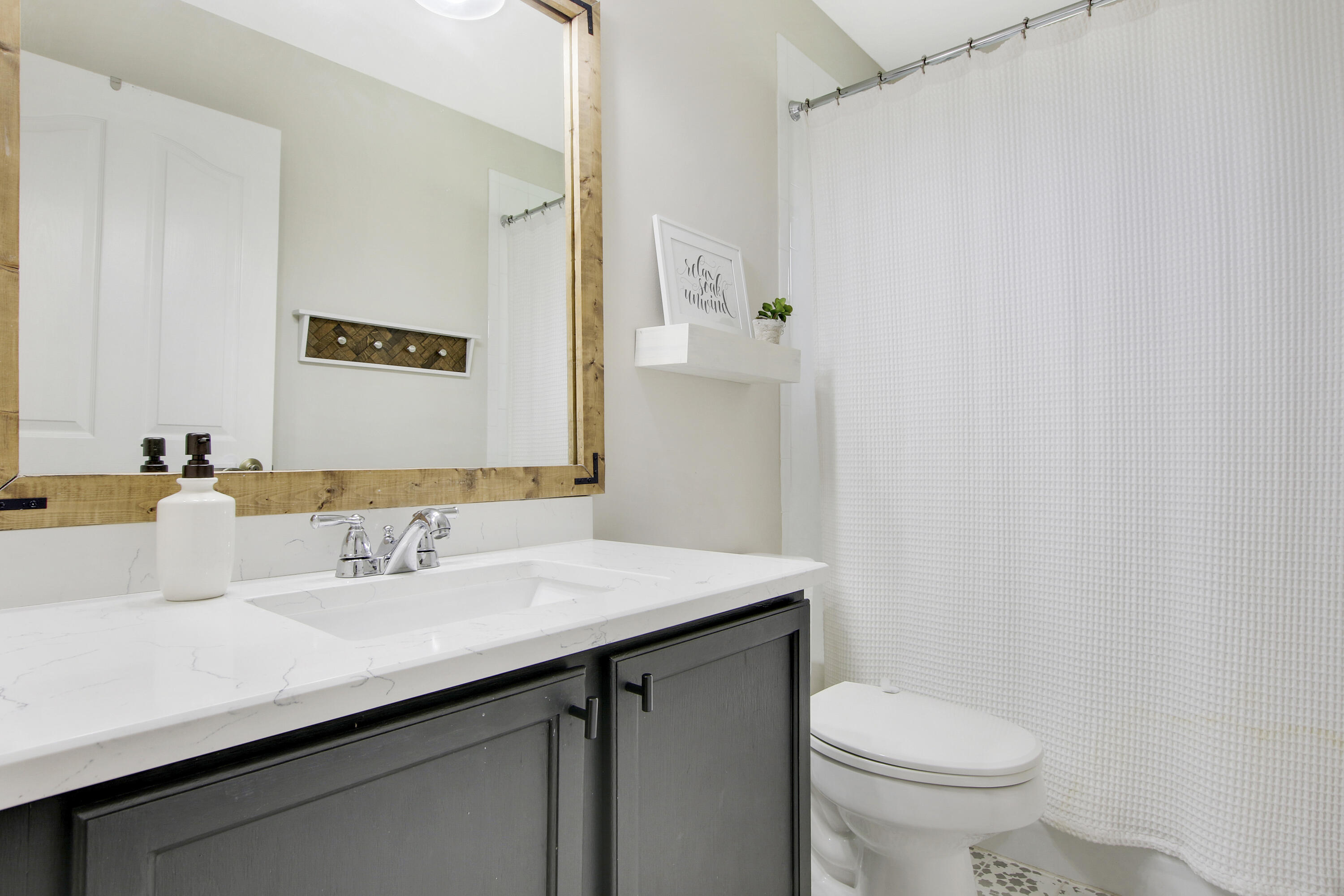 401 Mangrove Point Jupiter, FL 33458 - Photo 12 of 21 Updated 2nd Full Bath