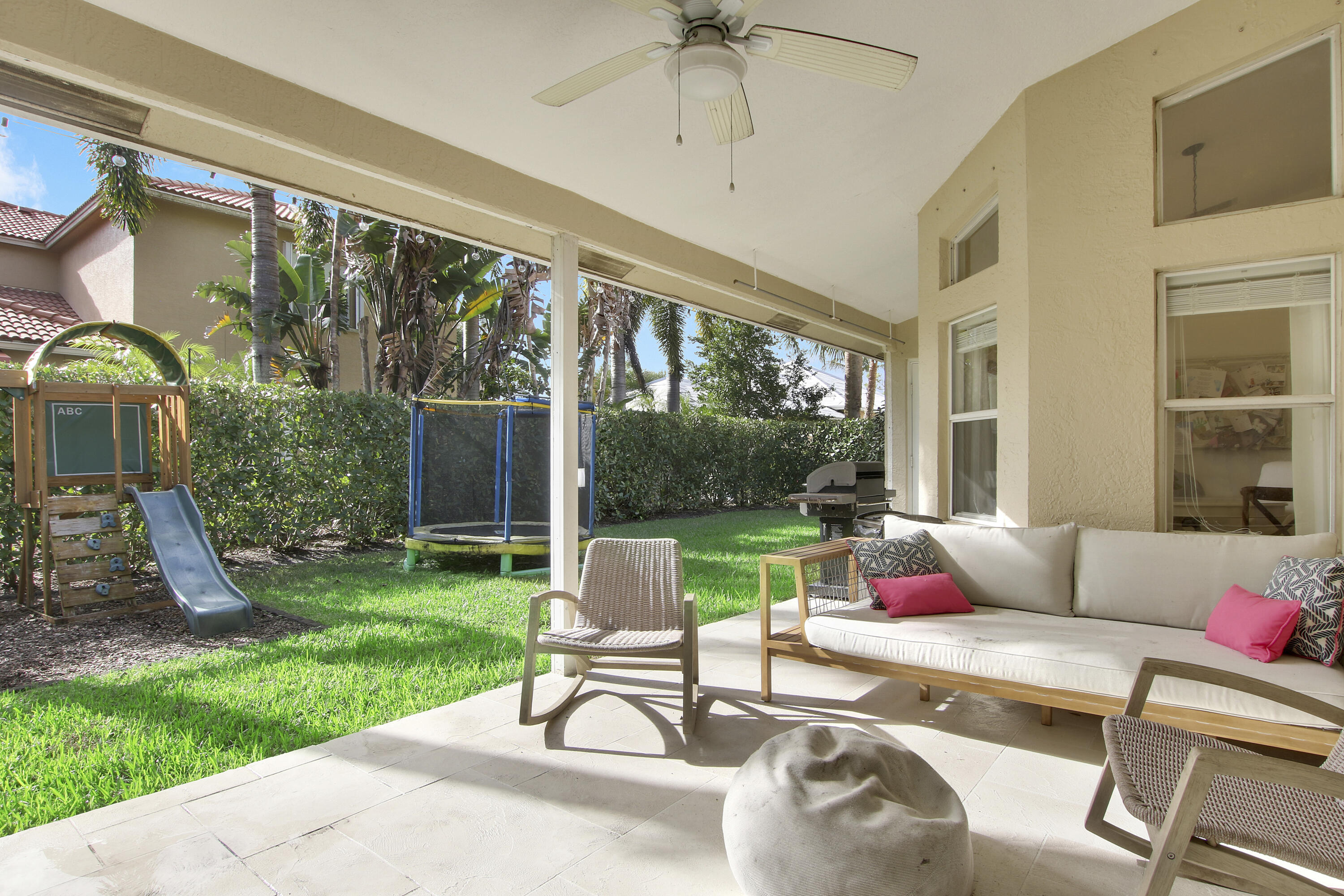 401 Mangrove Point Jupiter, FL 33458 - Photo 18 of 21 Large Back Patio