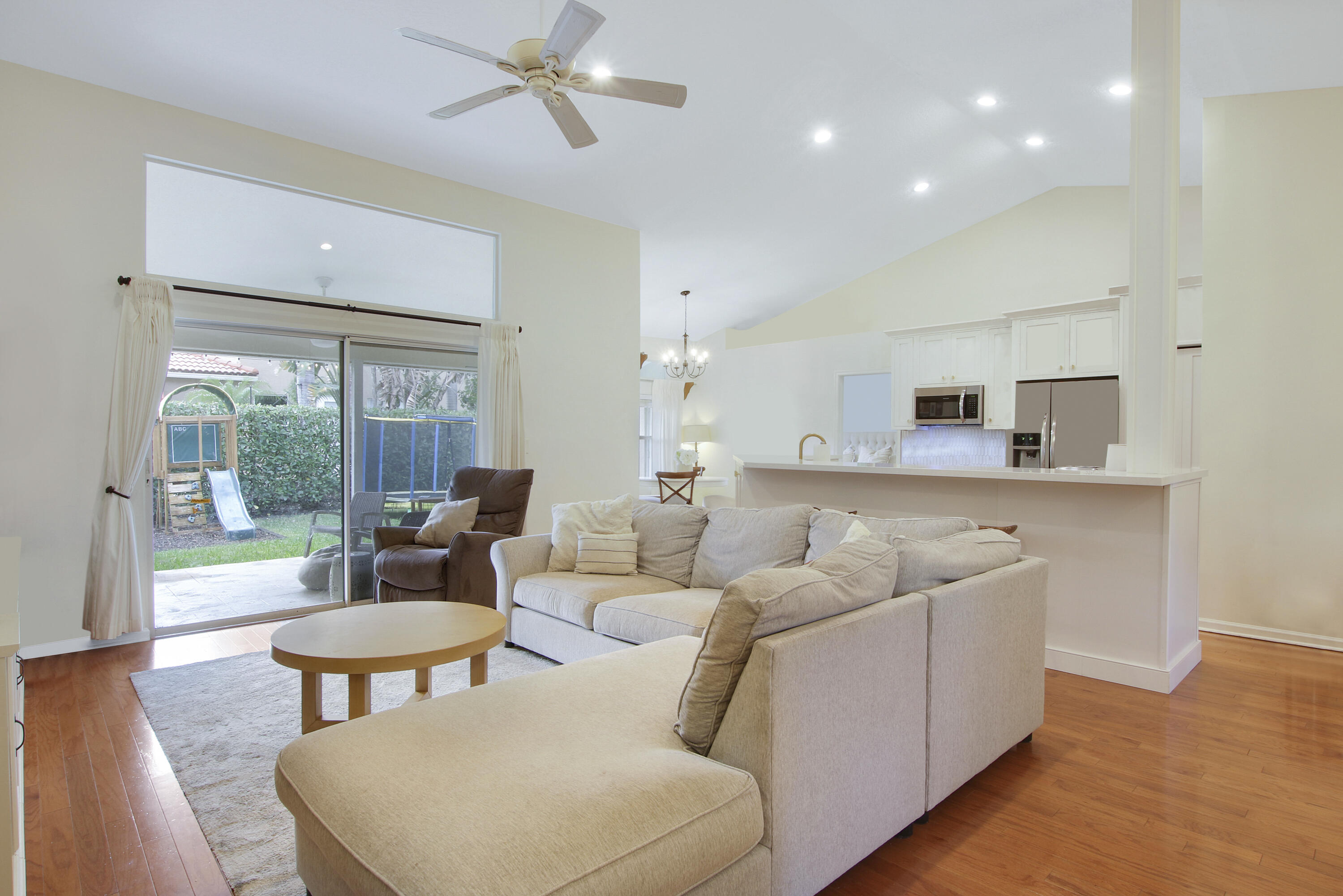 401 Mangrove Point Jupiter, FL 33458 - Photo 6 of 21 Main Living to Back Patio
