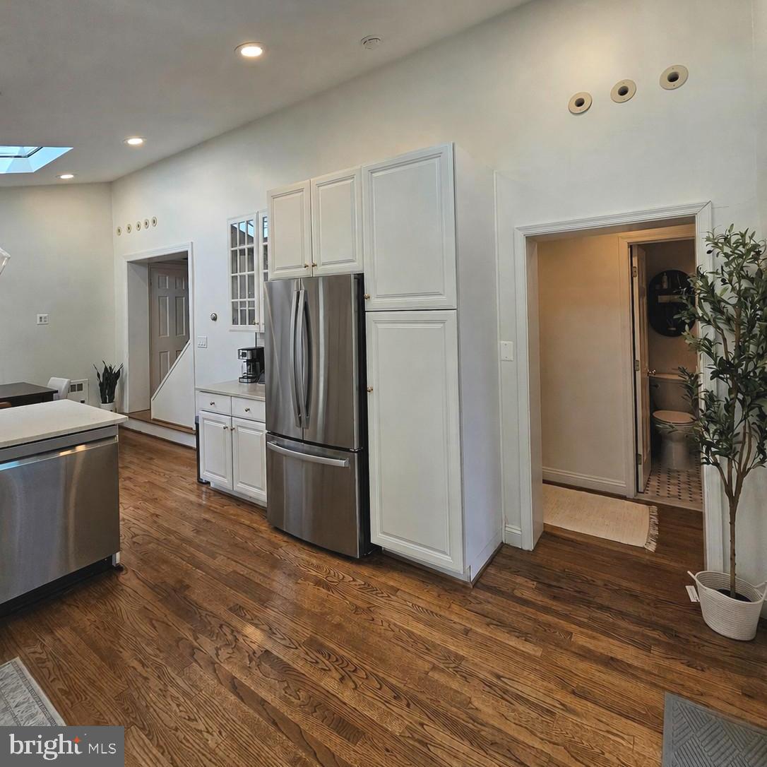 3304 Circle Hill Road Alexandria, VA 22305 - Photo 12 of 32