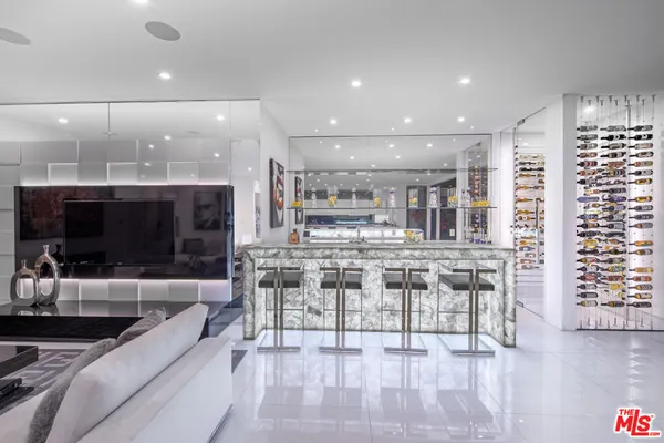 $40,000 | 511 North Rexford Drive, Beverly Hills, CA 90210