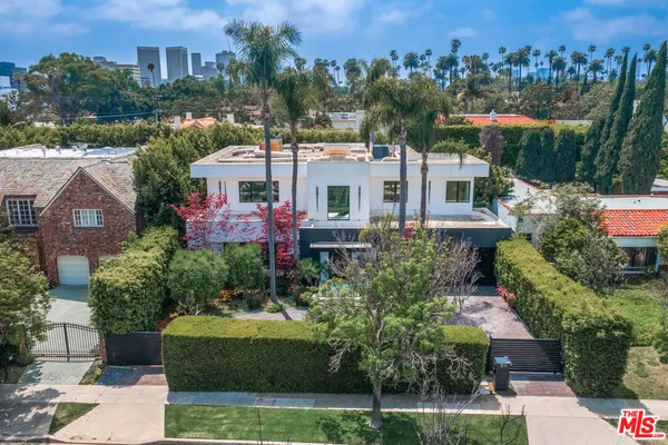 $40,000 | 511 North Rexford Drive, Beverly Hills, CA 90210