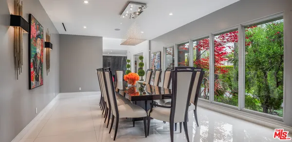 $40,000 | 511 North Rexford Drive, Beverly Hills, CA 90210