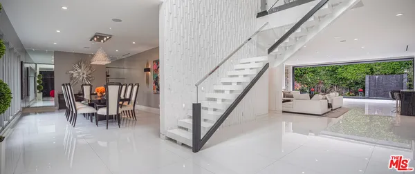 $40,000 | 511 North Rexford Drive, Beverly Hills, CA 90210