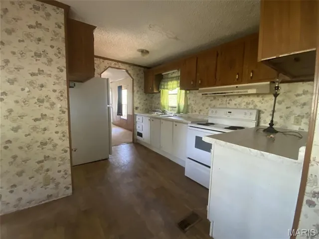 $59,000 | 2020 Choctaw Path, Hermann, MO 65041