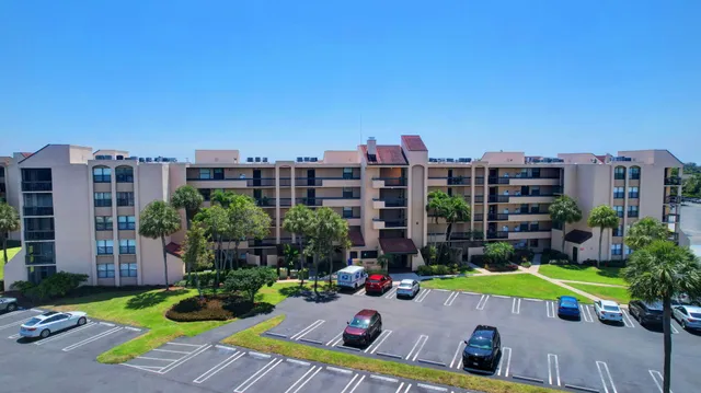 $3,000 | 2255 Lindell Boulevard, Unit 4103, Delray Beach, FL 33444