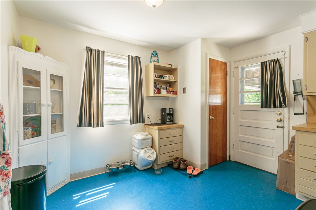 439 Winchester Street Rochester, NY 14615 - Photo 12 of 32