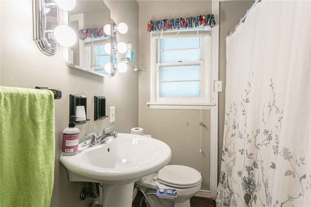 439 Winchester Street Rochester, NY 14615 - Photo 16 of 32