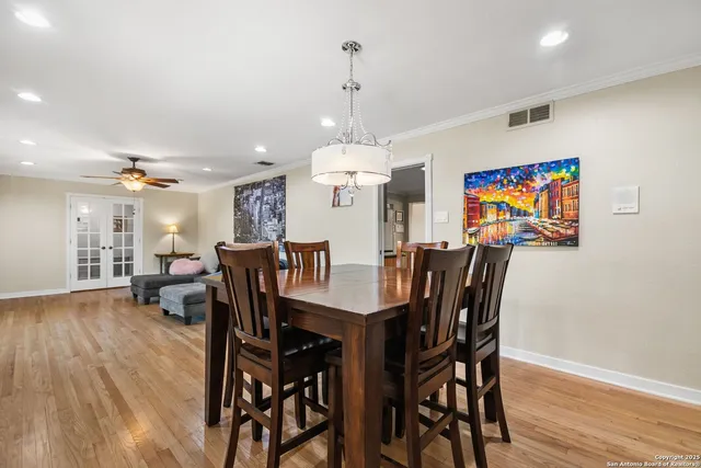 $650,000 | 106 Briarcliff Drive, Castle Hills, TX 78213