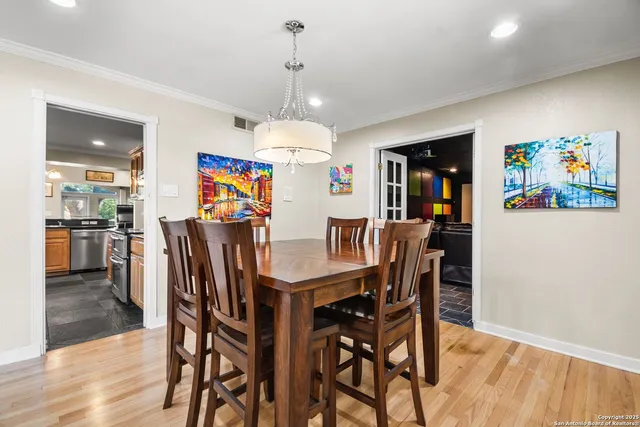 $650,000 | 106 Briarcliff Drive, Castle Hills, TX 78213