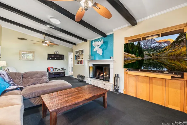 $650,000 | 106 Briarcliff Drive, Castle Hills, TX 78213