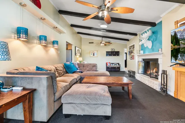 $650,000 | 106 Briarcliff Drive, Castle Hills, TX 78213