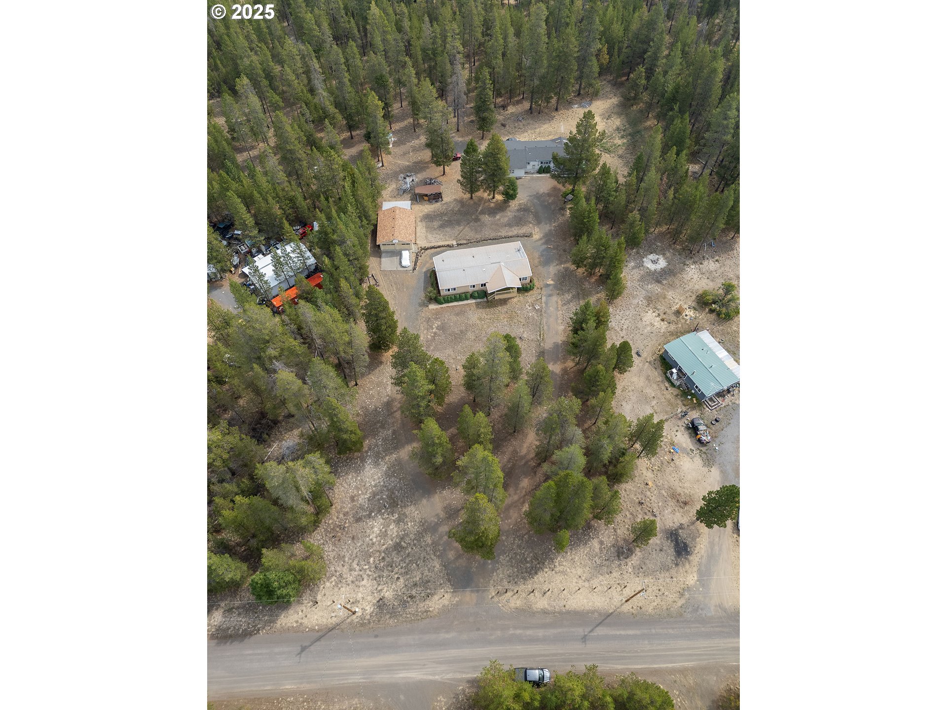 52128 Stearns Road La Pine, OR 97739 - Photo 11 of 33