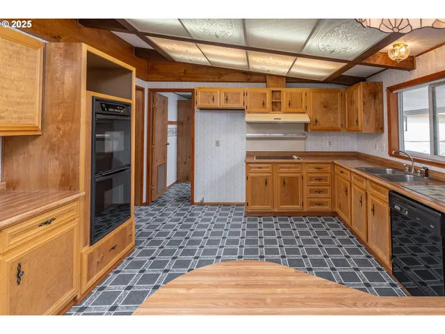 $299,000 | 52128 Stearns Road, La Pine, OR 97739