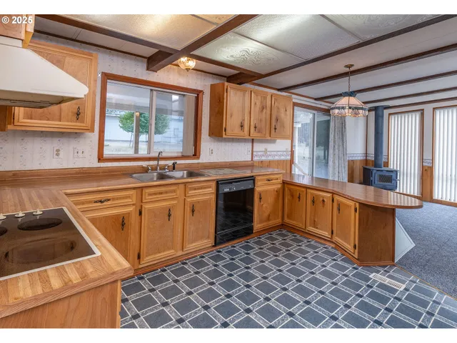 $299,000 | 52128 Stearns Road, La Pine, OR 97739