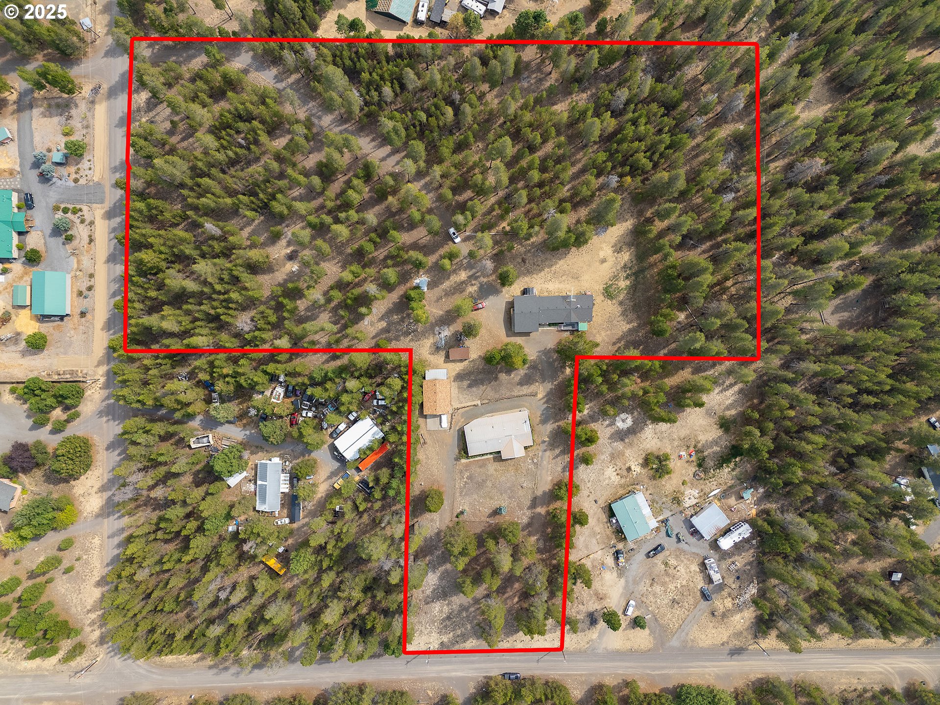 52128 Stearns Road La Pine, OR 97739 - Photo 7 of 33