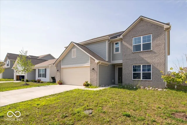 $350,000 | 10518 Quartz Lane, Indianapolis, IN 46235