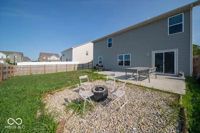 $350,000 | 10518 Quartz Lane, Indianapolis, IN 46235