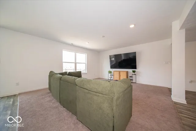 $350,000 | 10518 Quartz Lane, Indianapolis, IN 46235