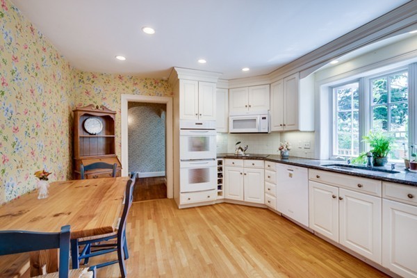 3 Harrington Road Winchester, MA 01890 - Photo 5 of 19