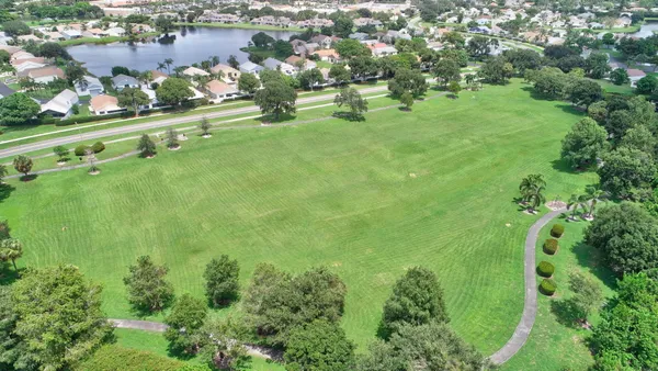 $320,000 | 6 Farnworth Drive, Boynton Beach, FL 33426
