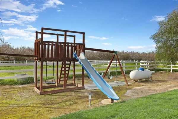 $1,350,000 | 3320 Durham Ferry Road, Tracy, CA 95304