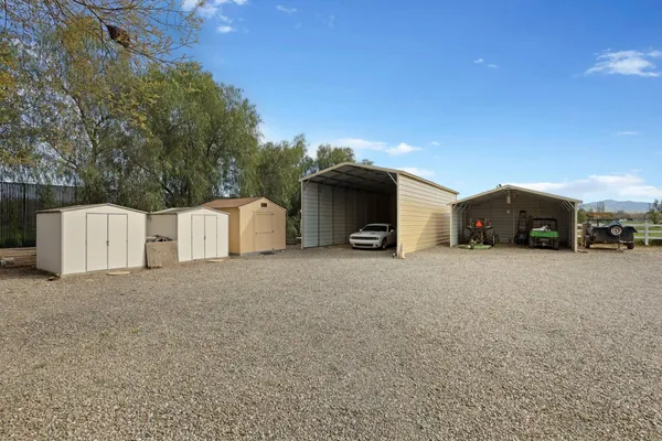 $1,350,000 | 3320 Durham Ferry Road, Tracy, CA 95304