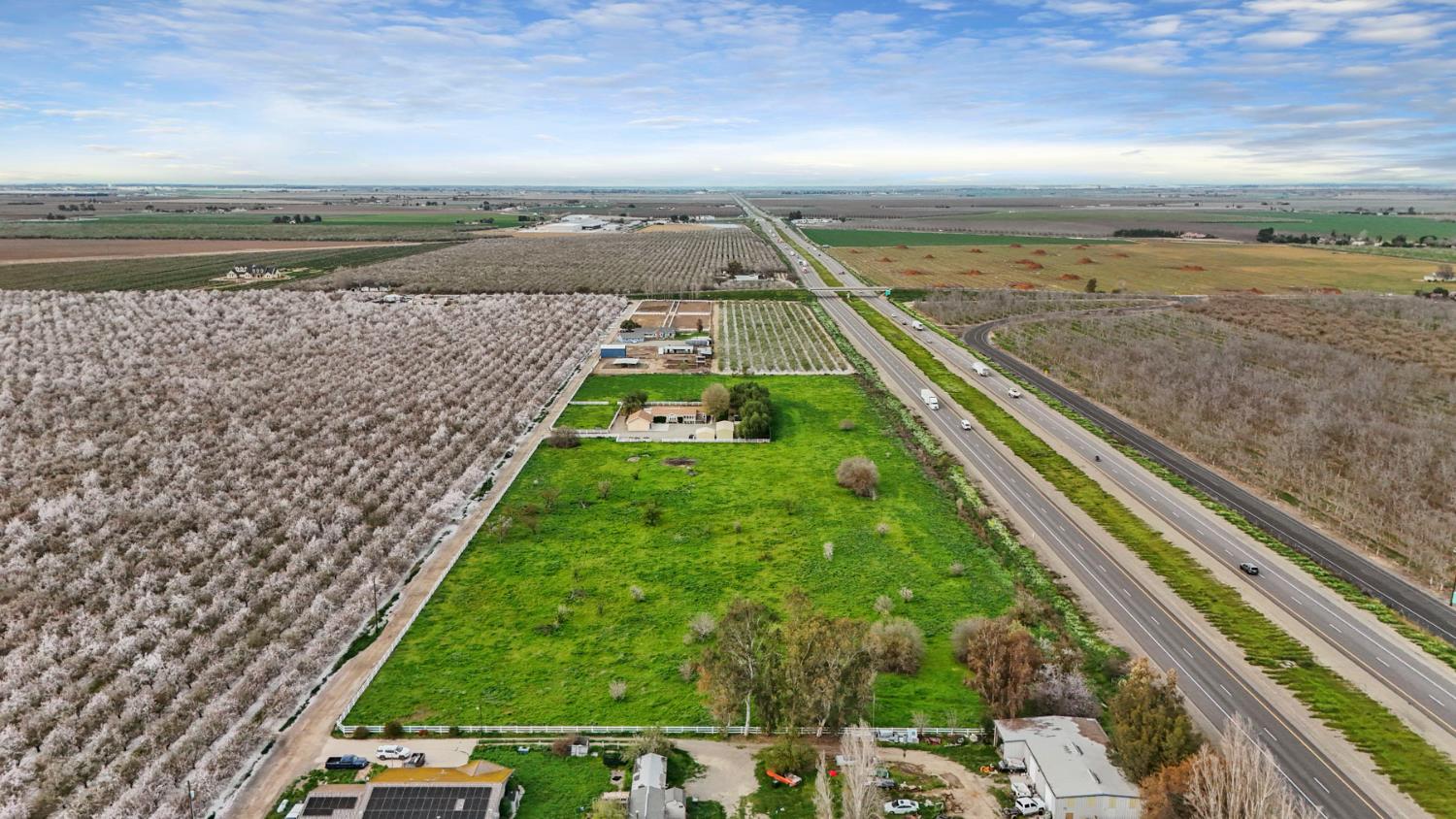 3320 Durham Ferry Road Tracy, CA 95304 - Photo 62 of 77 a view of an ocean from a balcony
