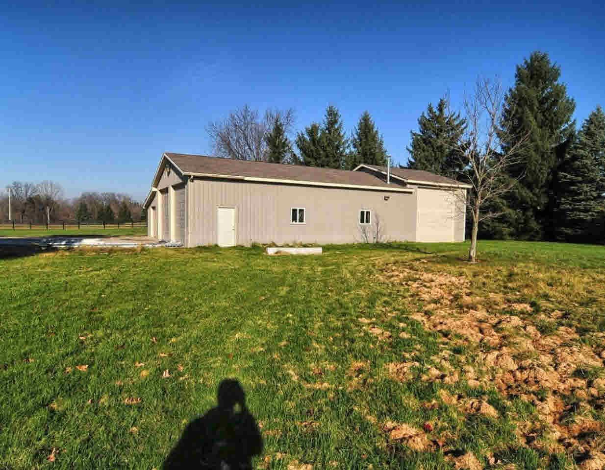 8383 Henderson Road Goodrich, MI 48438 - Photo 33 of 34 21243908-32.JPG