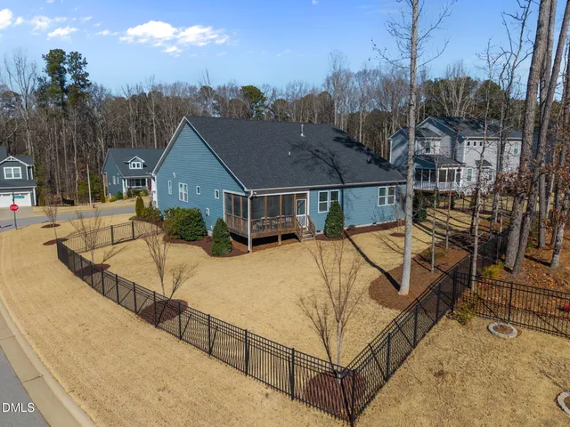 $775,000 | 1449 Commons Ford Place, Apex, NC 27539