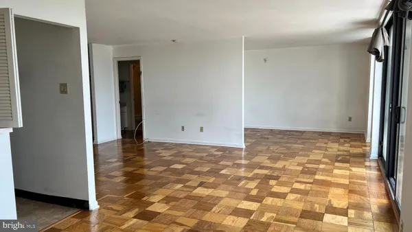 $2,250 | 1510 12th Street North, Unit 503, Arlington, VA 22209