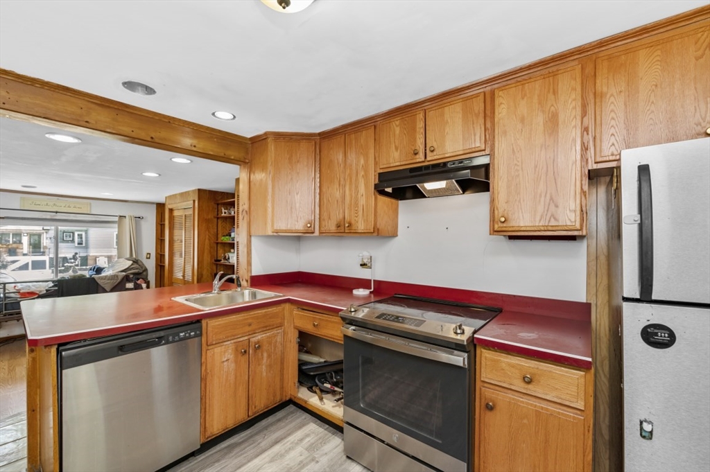 16 Edward Road Watertown, MA 02472 - Photo 15 of 25