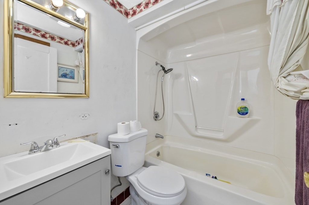 16 Edward Road Watertown, MA 02472 - Photo 18 of 25