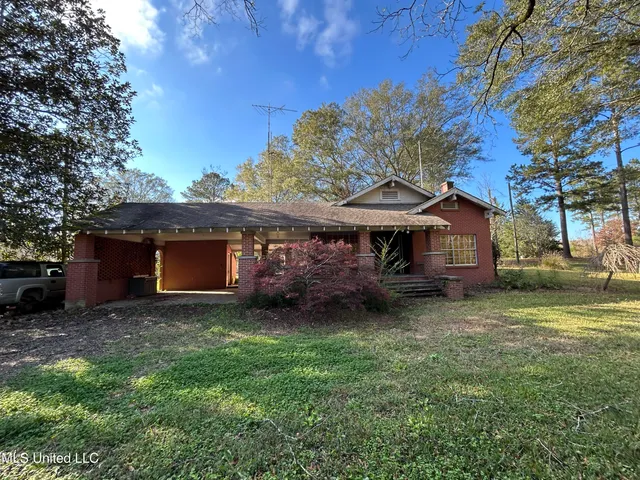 $275,000 | 3607 Highway 43a, Silver Creek, MS 39663