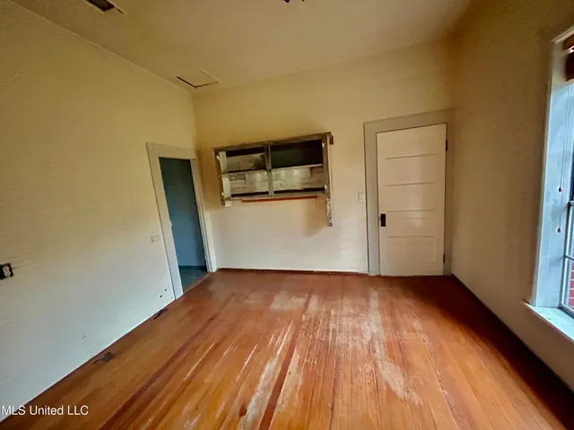 $275,000 | 3607 Highway 43a, Silver Creek, MS 39663