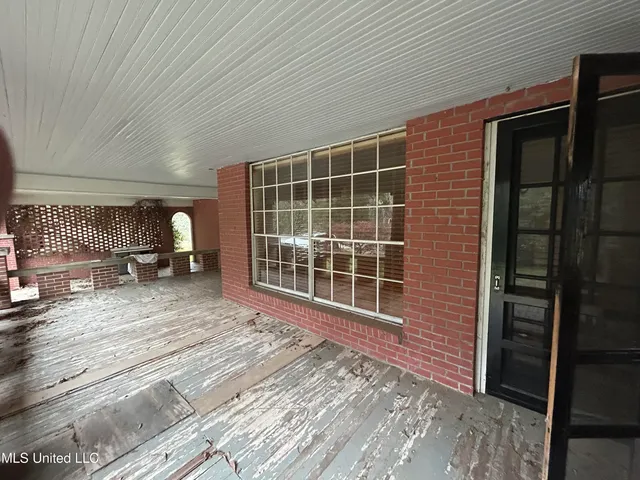 $275,000 | 3607 Highway 43a, Silver Creek, MS 39663