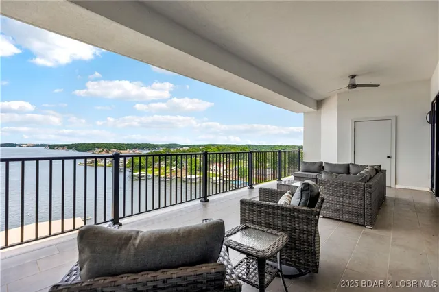 $855,000 | 166 Captiva Drive, Unit 8B, Sunrise Beach, MO 65079
