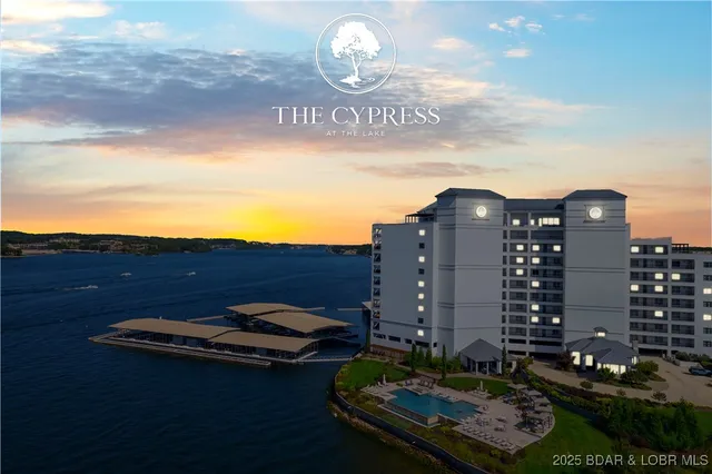 $855,000 | 166 Captiva Drive, Unit 8B, Sunrise Beach, MO 65079