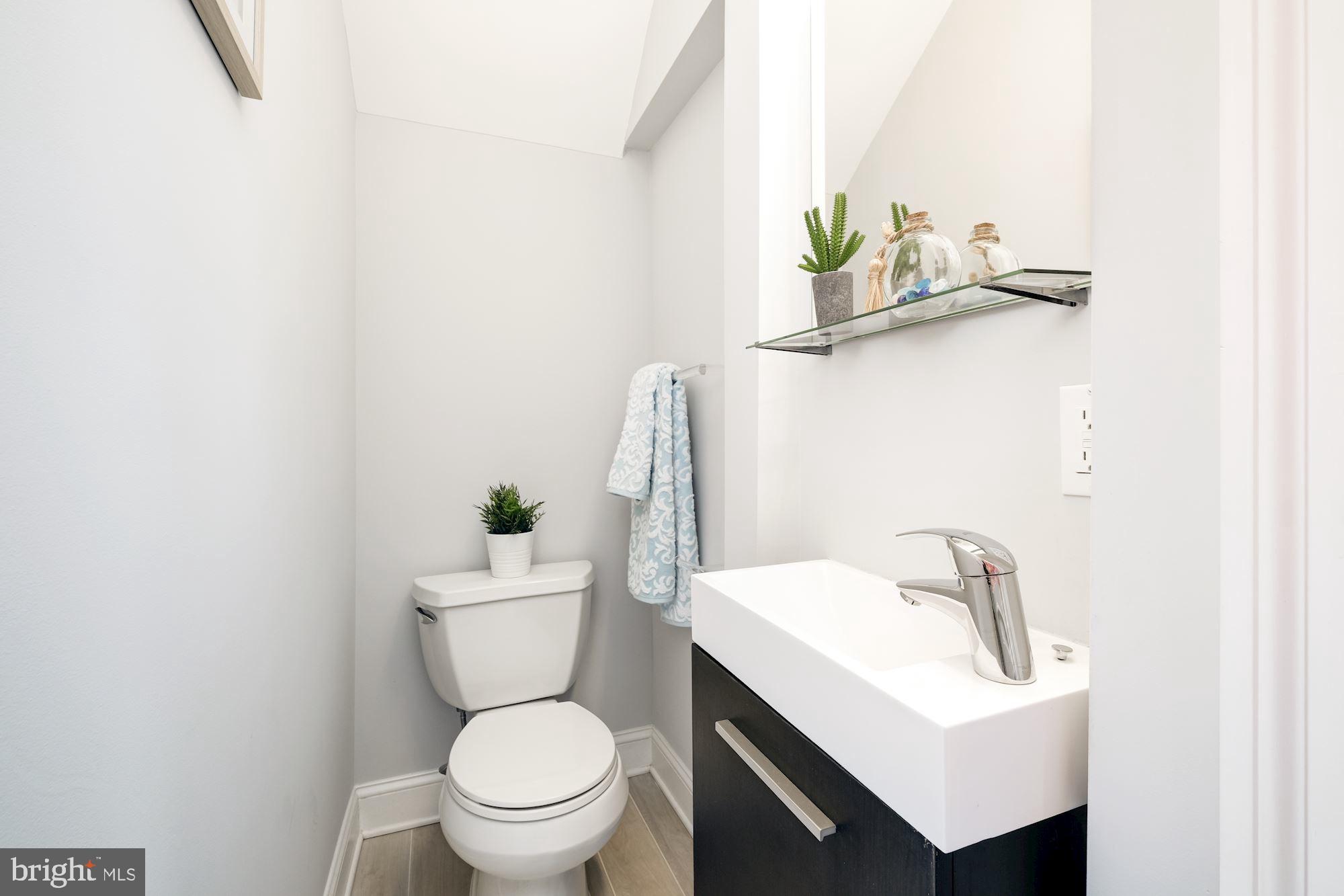 2019 19th Street Northwest, Unit 3 Washington, DC 20009 - Photo 9 of 13