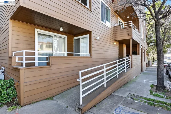 $328,000 | 2901 MacArthur Boulevard, Unit 103, Oakland, CA 94602