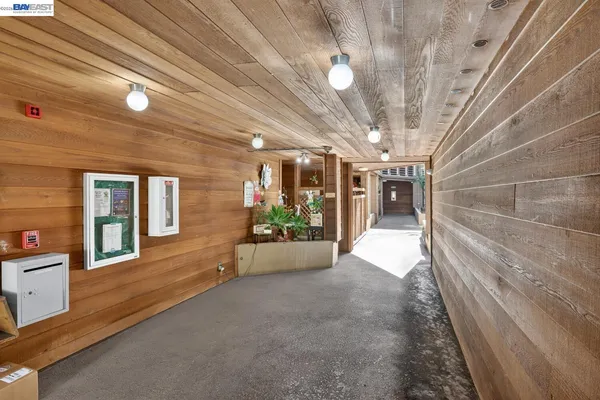 a view of entryway with a garage