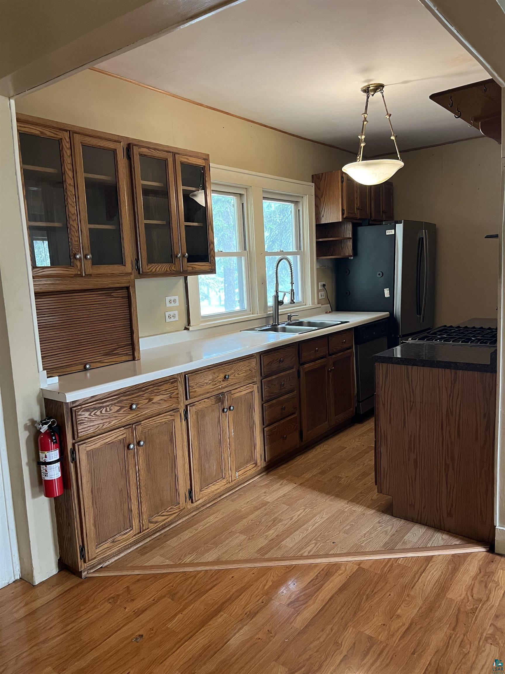 4541 London Road Duluth, MN 55804 - Photo 4 of 22