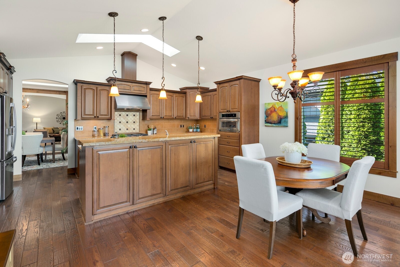 8512 184th Street Southwest Edmonds, WA 98026 - Photo 12 of 33 Gallery Image 12