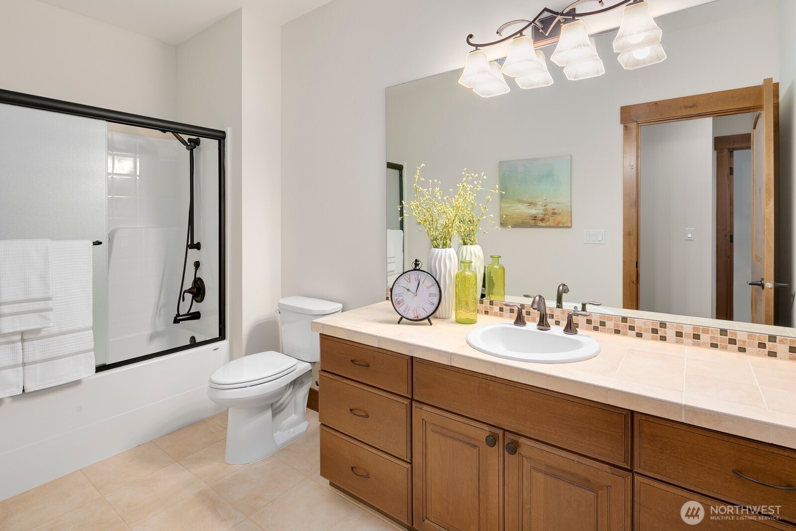 8512 184th Street Southwest Edmonds, WA 98026 - Photo 27 of 33 Gallery Image 27