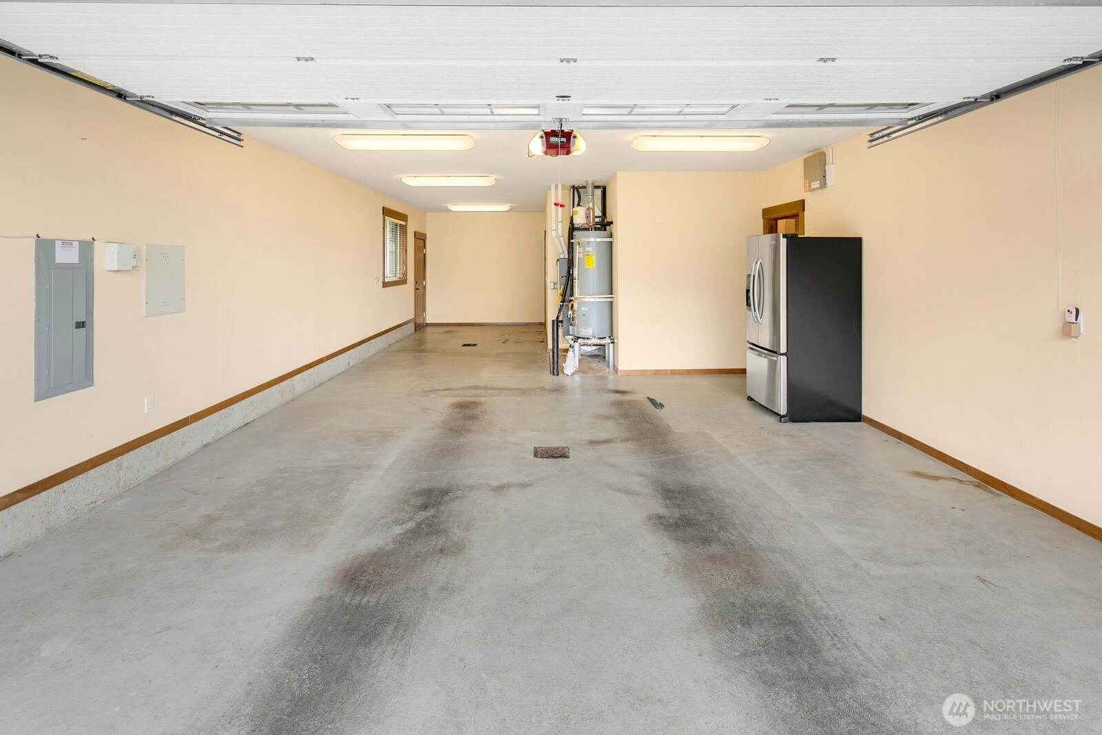8512 184th Street Southwest Edmonds, WA 98026 - Photo 30 of 33 Gallery Image 30